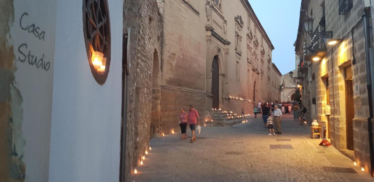 La Casa Del Pintor - Estudio De Arte En Baeza Exterior foto